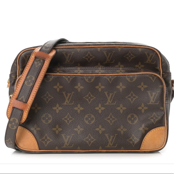 Louis Vuitton Monogram Crossbody Messenger - Picture 2 of 13